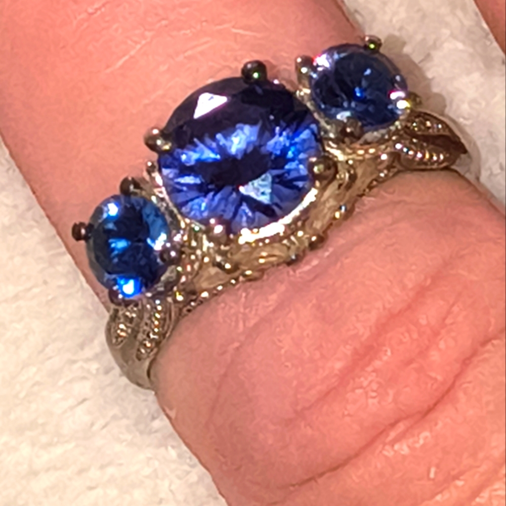 Elegant LaB created Tanzanite And Zircon Ring SS 925
